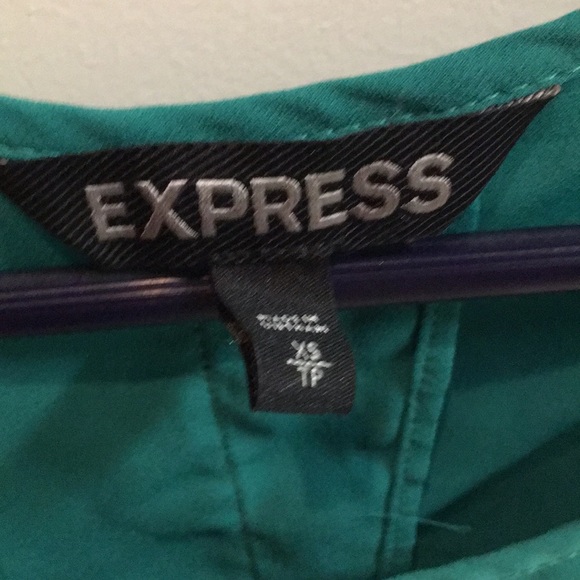 Slit Back Tank - Picture 2 of 3